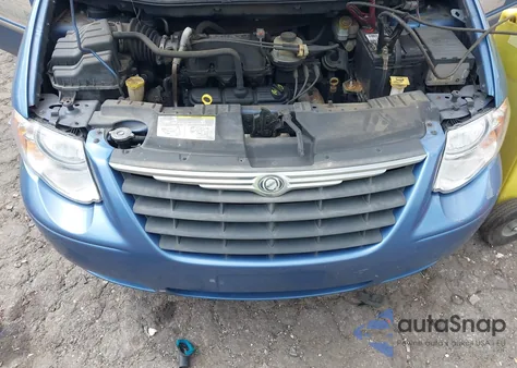 2007 Chrysler Town & Country Touring из США, поврежденный, VIN 2A4GP54L77R230625